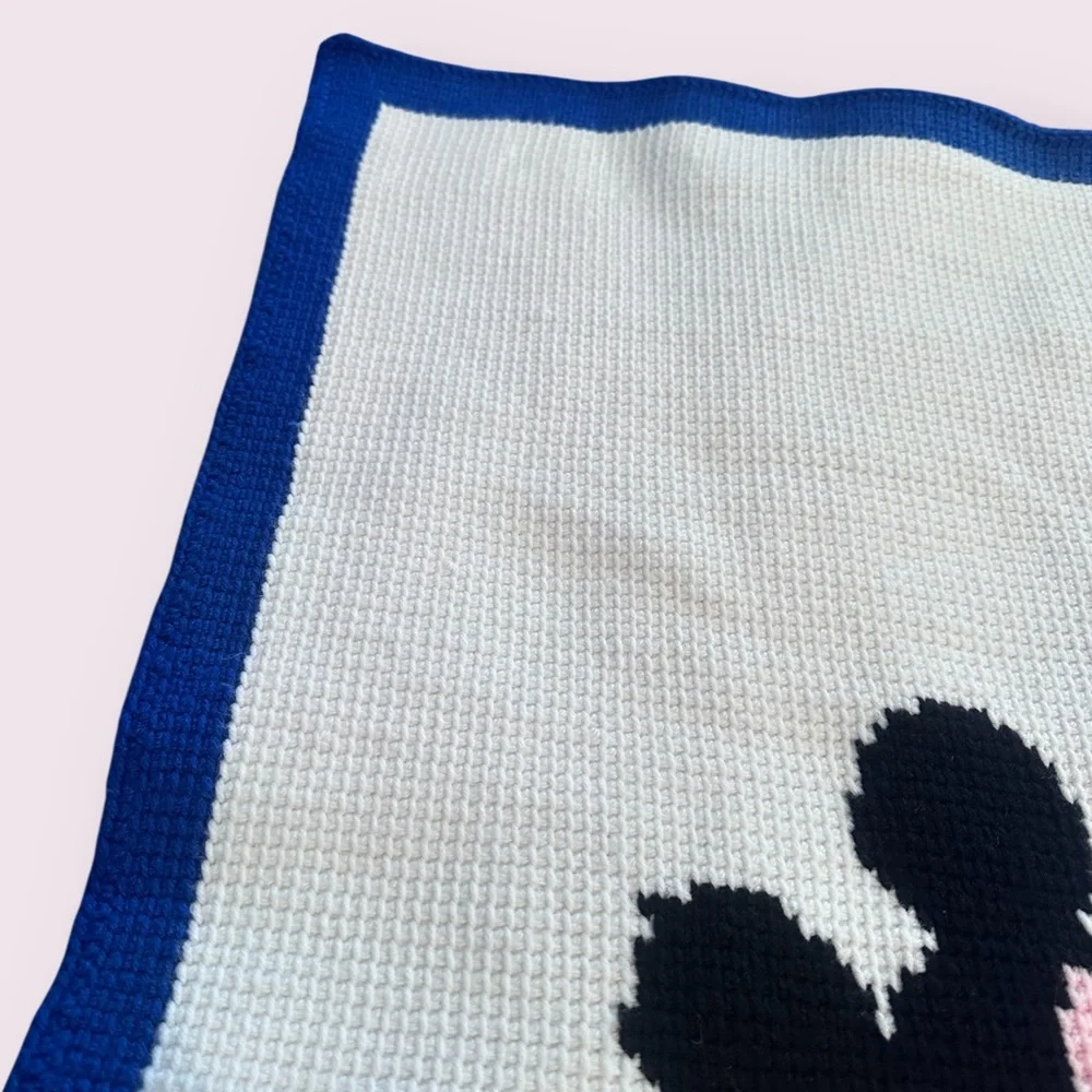 Vintage Handmade Mickey & Minnie Mouse Crochet Knit Blanket Throw Decor 40 x 47" - Picture 7 of 11
